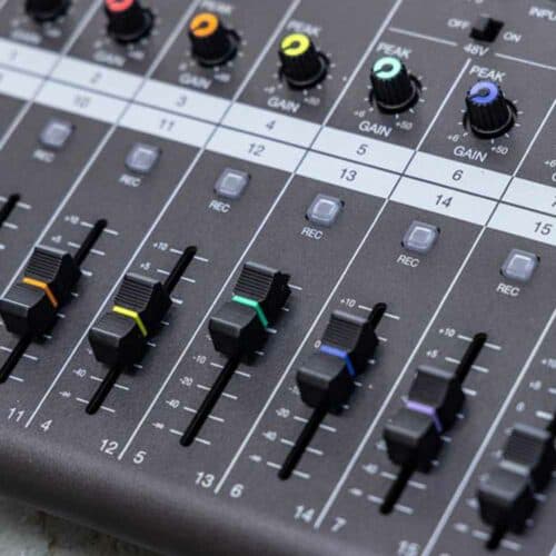 Zoom R20 Portable Multitrack Recorder