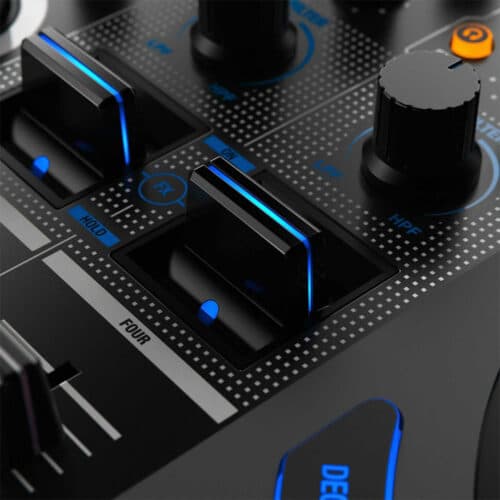 Reloop Mixon 8 Pro 4Channel Hybrid DJ Controller