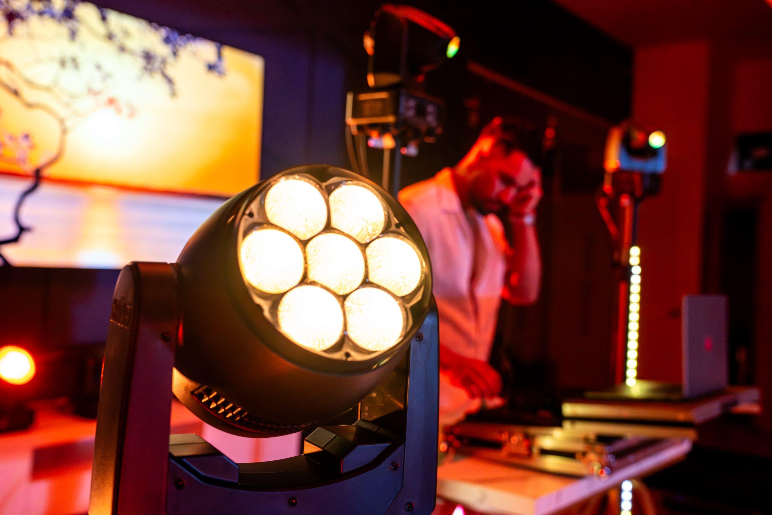Chauvet DJ Sentinel Wash Q7Z ILS moving head wash in use