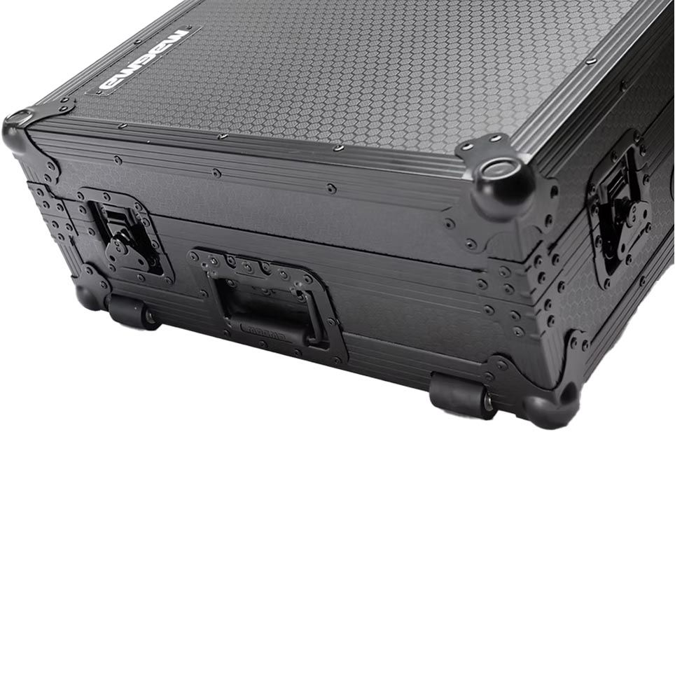 Magma Multi-Format Battle Case Set (Black)