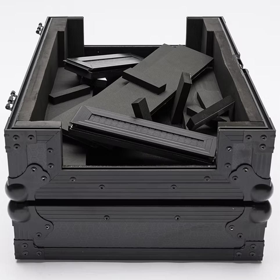 Magma Multi-Format Case Player/Mixer (Black)