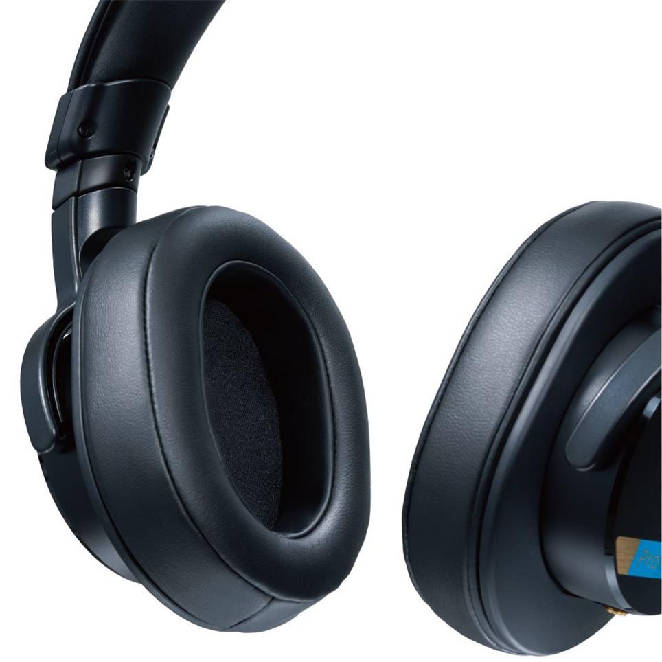 Sony MDR-M1 Closed Monitor Headphones