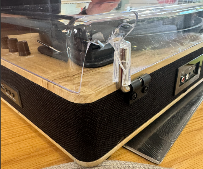 Fenton RP162LW Vinyl Record Player HQ Bluetooth (Light Wood) (B-STOCK) - Image 3