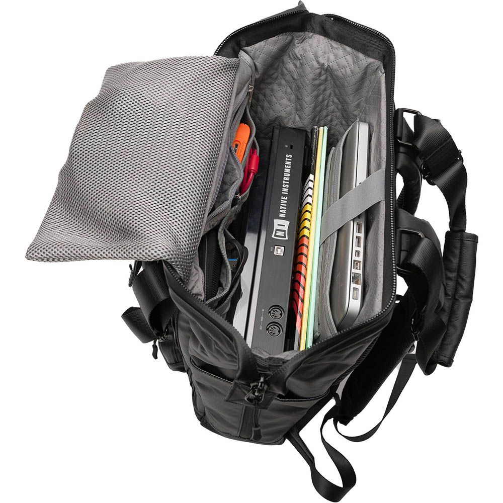 Magma Solid Blaze Totepack 85