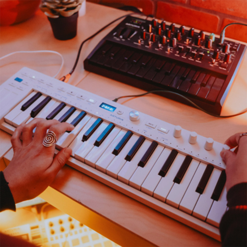 Arturia KeyStep 37 mk2 Controller & Sequencer - Image 8